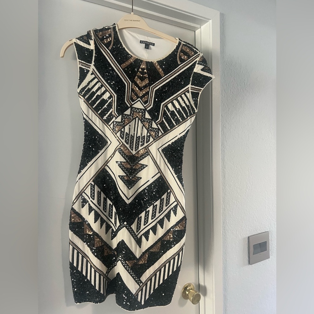 Bodycon sequin dress